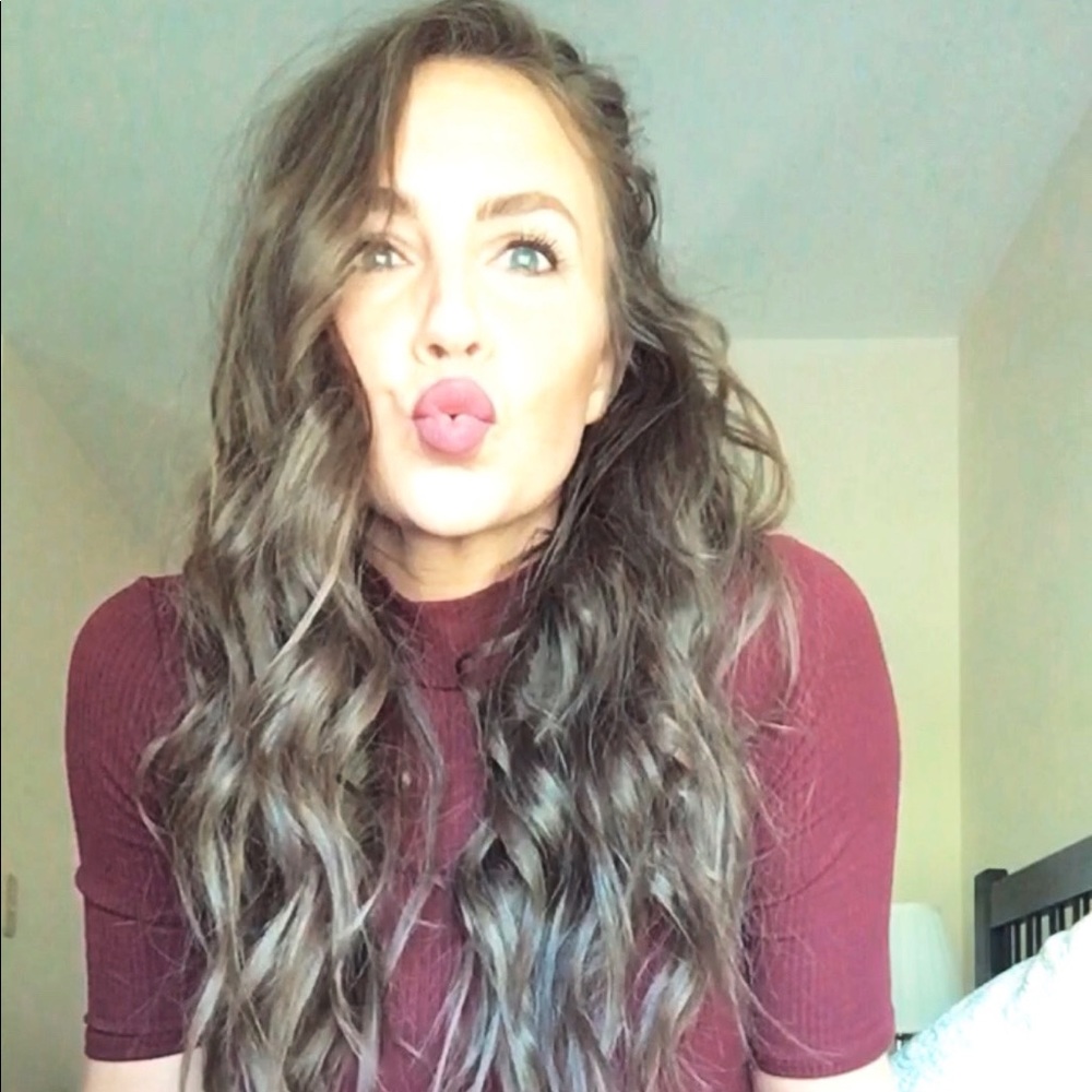 Meet your Posher, Briana